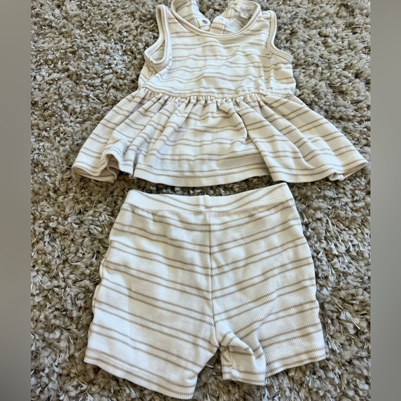 Size 2 toddler girl clothes bundle - Picture 3 of 5